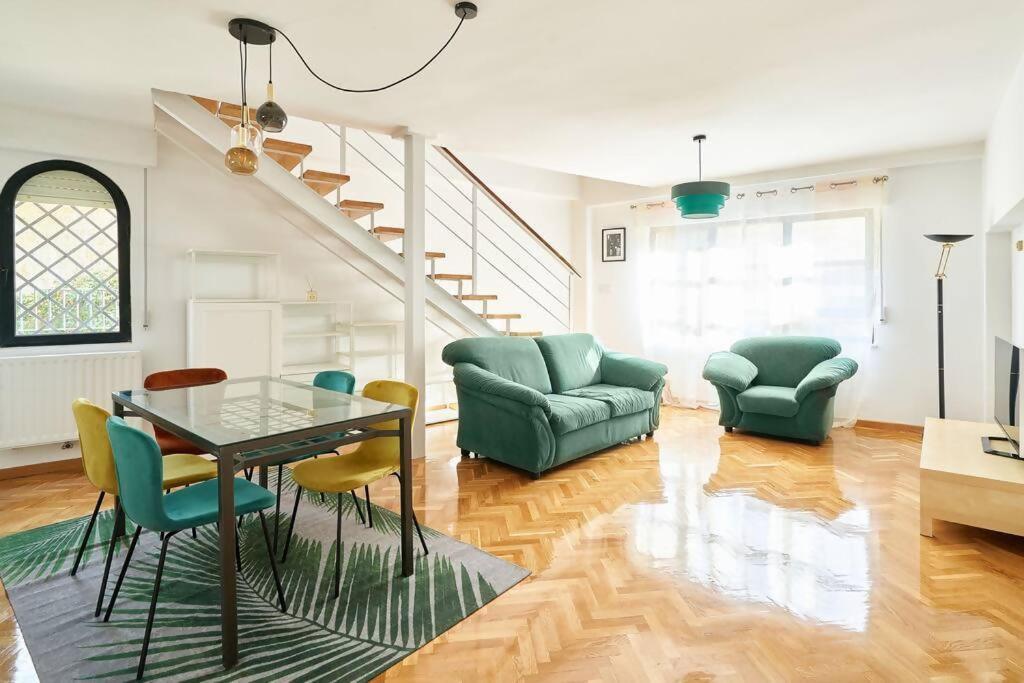 Duplex Palacio Congreso Centro Con Parking Apartment